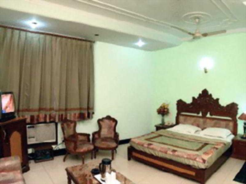Hotel Sunstar Heritage Νέο Δελχί Δωμάτιο φωτογραφία